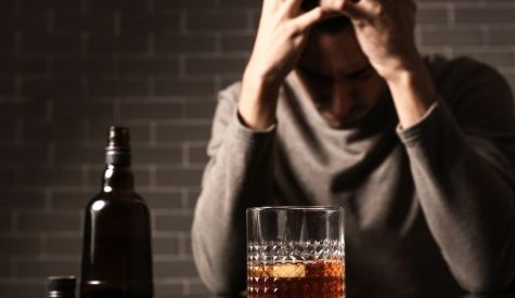 álcool e drogas - alcoolismo nas empresas