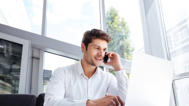 Profissional legalmente habilitado