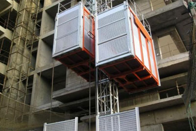 NR 18 elevador de obra