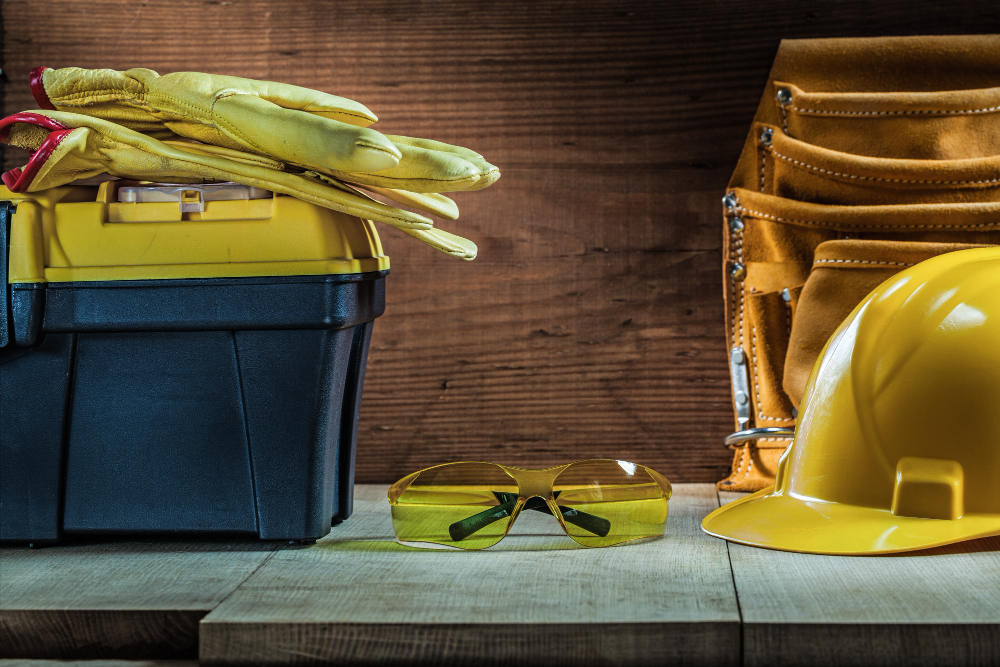 Conheça todas as cores de capacetes de obras e das fábricas 13 glasses helmet belt gloves