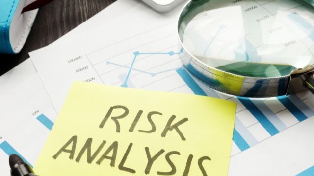 Importância da análise de riscos para prevenção de atos e condições inseguras