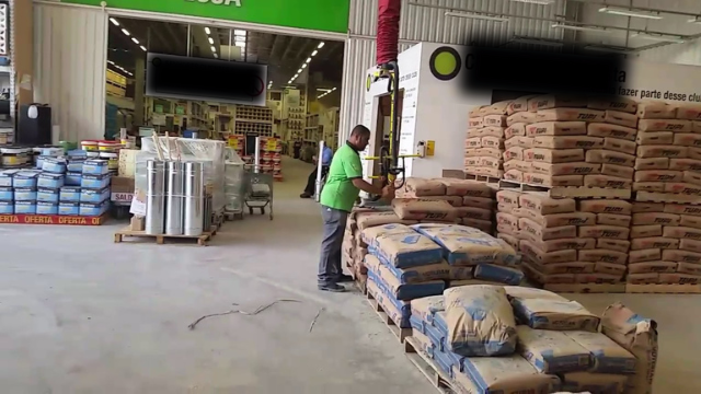 NR-11 estabelece requisitos para o transporte manual de sacas