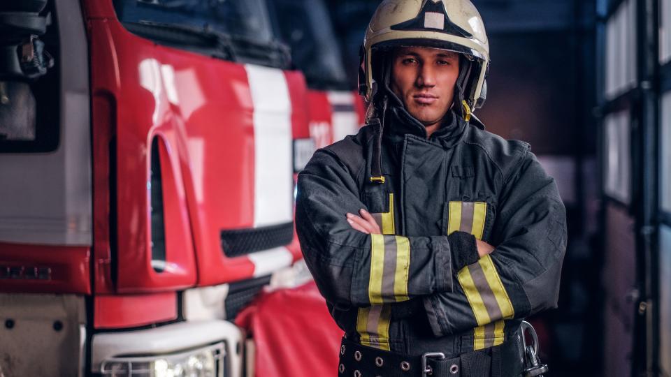 (NR-23) É importante treinar os colaboradores para lidar com situações de emergência