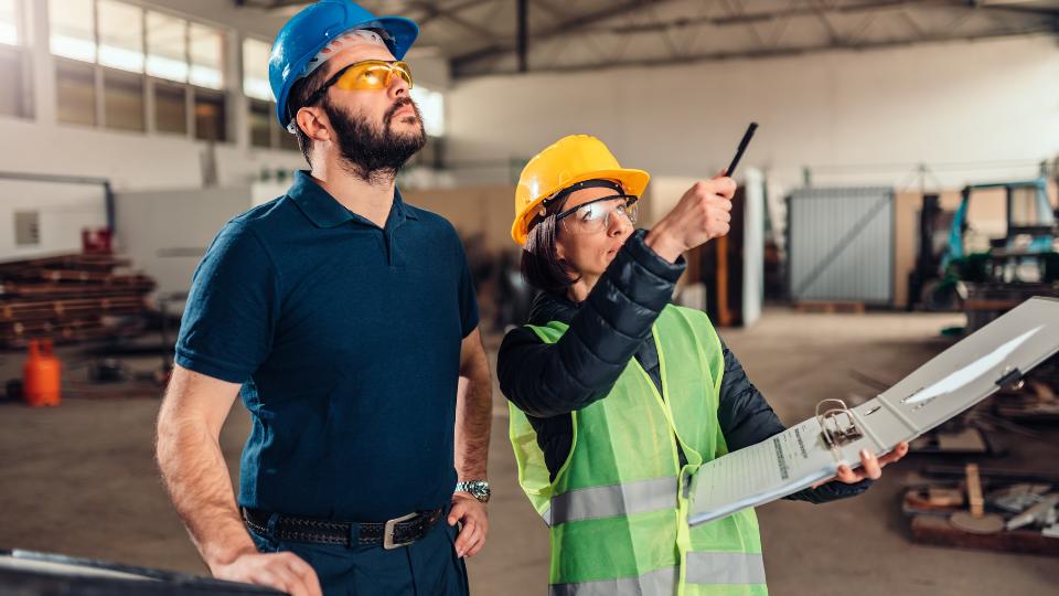 NR-26 auxilia na sinalização de perigos