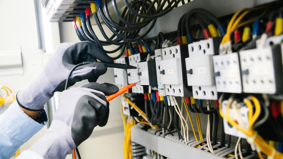 DDS sobre trabalho seguro com eletricidade