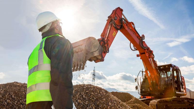 Na construção civil é muito comum o trabalho a céu aberto