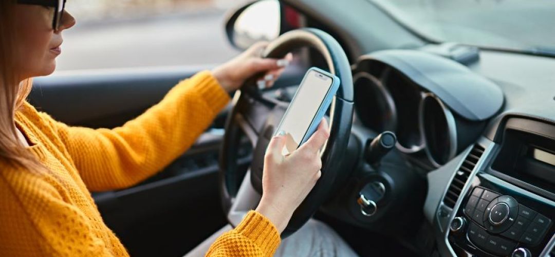 7 motivos para não usar celular enquanto dirige 1 celular enquanto dirige