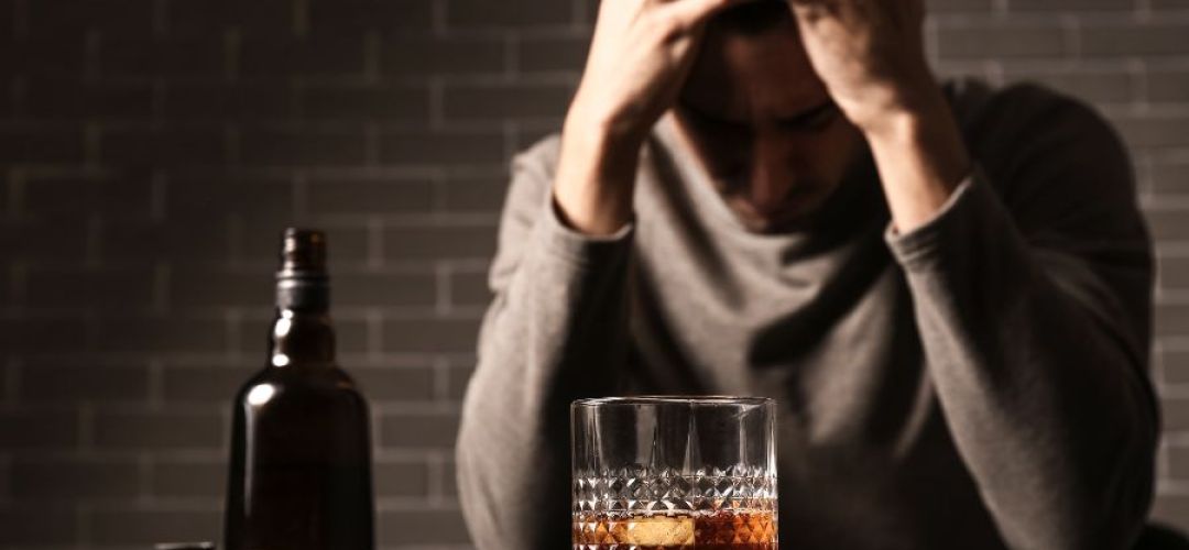 Álcool e Drogas 1 álcool e drogas - alcoolismo nas empresas